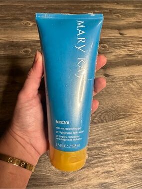 Mary Kay Suncare After Sun Replenishing Gel 6.5 oz 192mL NEW Sealed Aloe Cooling